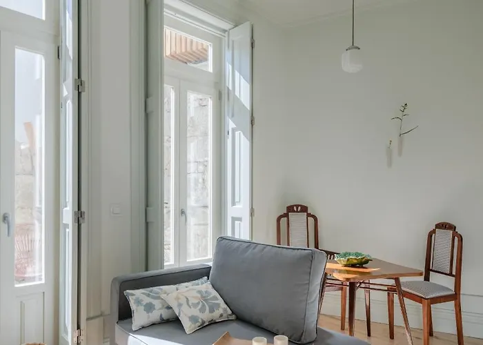 Oporto Cozy & Comfy